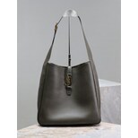 Yves Saint Laurent LE 5À7